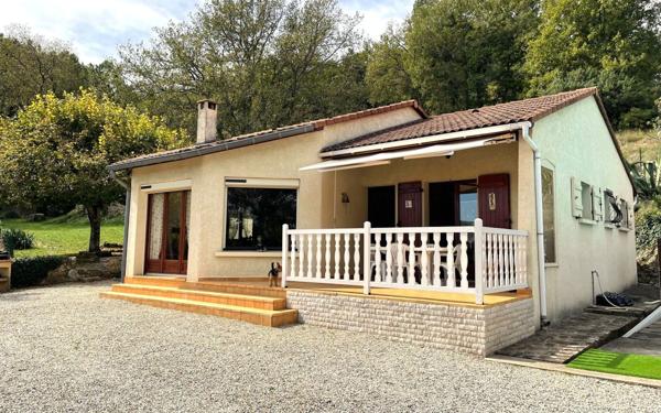 Maison à vendre    4 pièces •  Salavas