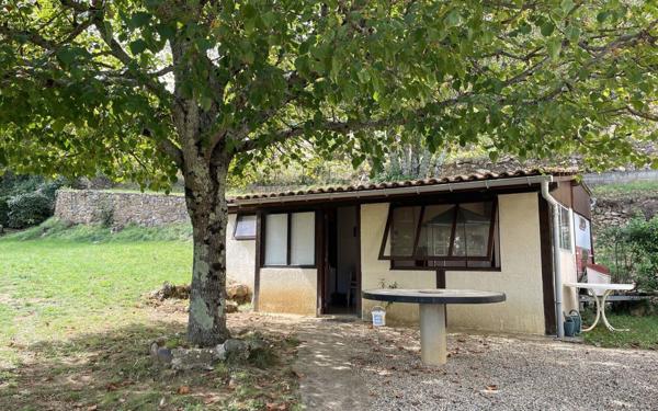 Maison à vendre    4 pièces •  Salavas