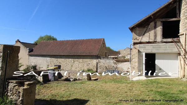 Grange à rénover de 90m2 environ avec 600m2 de terain en zone constructible