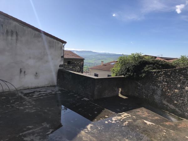 Maison de village 1 pièce(s) 1 chambre(s) 147 m²