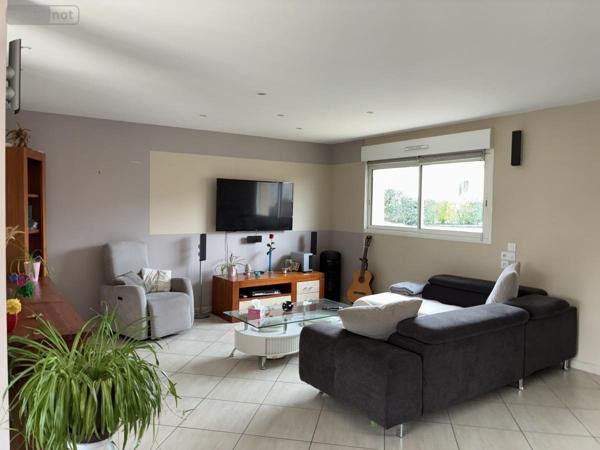 Maison à vendre à Forcé en Mayenne (53260), ref : 53004-1300