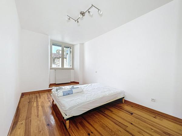 Appartement T3 meublé - 64 m²de 2 chambres à louer au coeur de Nérac