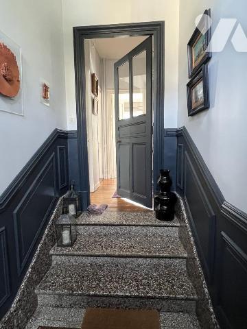 CAEN Canada - Magnifique maison Bourgeoise - 5 chambres - Terrain - Garage et stationnement
