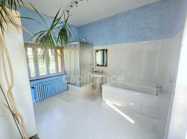 Maison de caractère 225m2 avec piscine chauffée