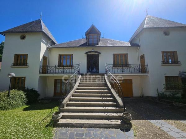 Maison de caractère 225m2 avec piscine chauffée