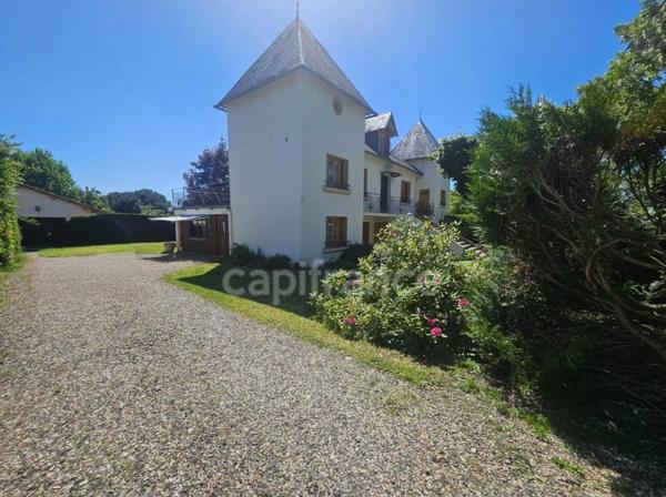 Maison de caractère 225m2 avec piscine chauffée