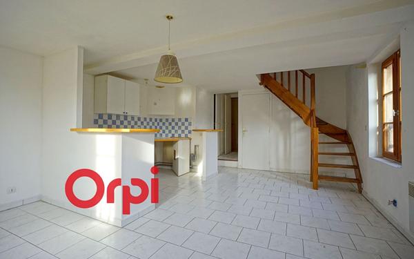 Immeuble à vendre    6 pièces •  Orbec