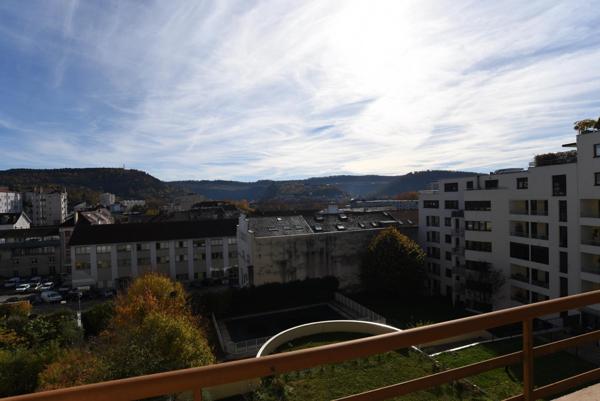 Appartement 3 pièces de 71m2 avec balcon