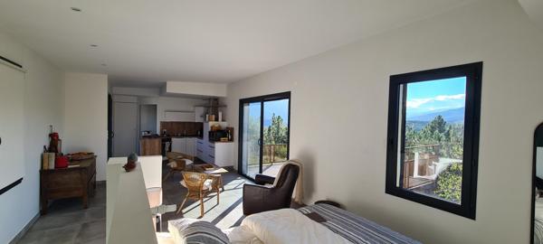 Mas avec studio indépendant et  pisicine