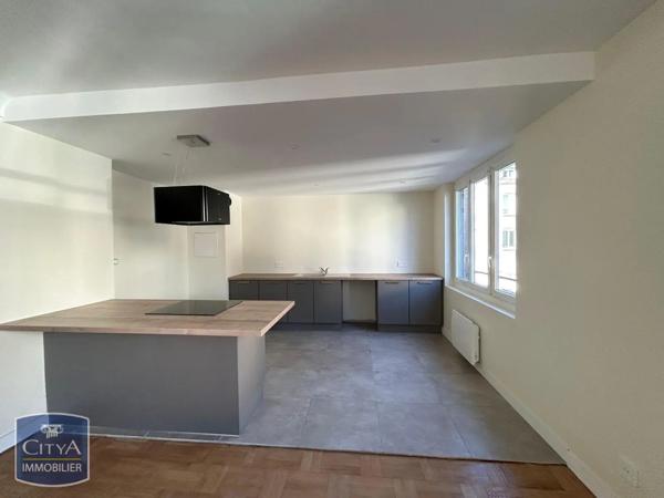 Appartement à louer 3 pièces 84.39m²