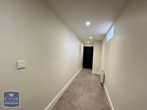 Appartement à louer 3 pièces 84.39m²