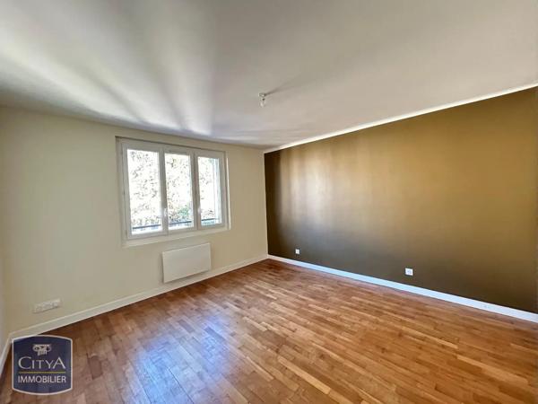 Appartement à louer 3 pièces 84.39m²