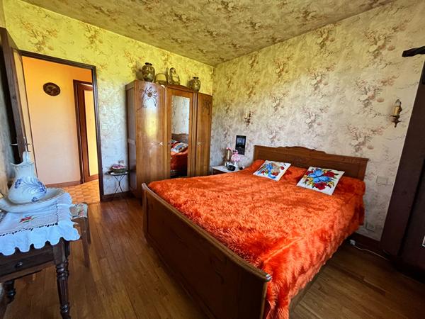 Charmante maison familiale avec dépendance proche du centre de Prayssac