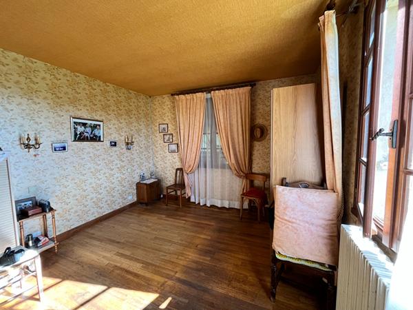 Charmante maison familiale avec dépendance proche du centre de Prayssac