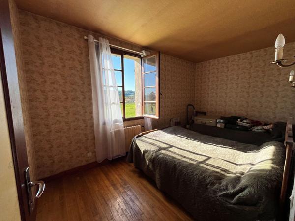 Charmante maison familiale avec dépendance proche du centre de Prayssac