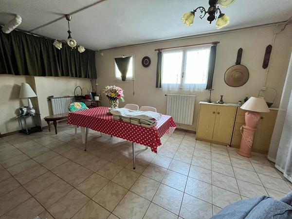 Charmante maison familiale avec dépendance proche du centre de Prayssac