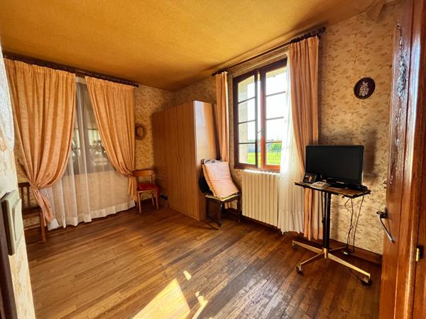 Charmante maison familiale avec dépendance proche du centre de Prayssac