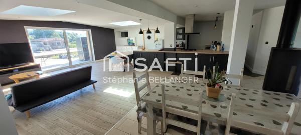 Maison 4 chambres double garage 9000m2 terrain