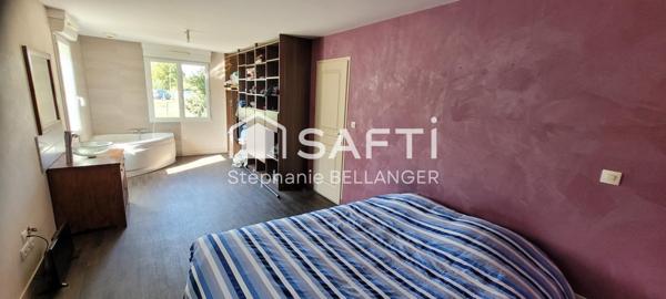 Maison 4 chambres double garage 9000m2 terrain