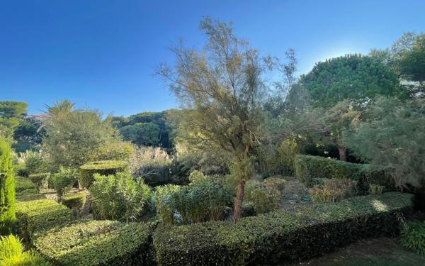 Appartement à vendre    2 pièces • 32 m2 Six-Fours-les-Plages