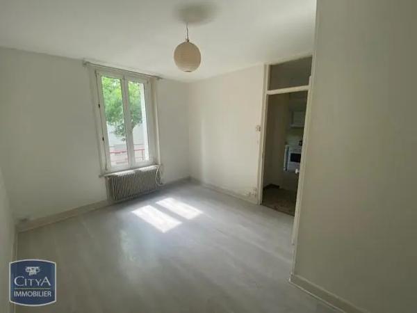 Location appartement 1 pièce de 27.5m²