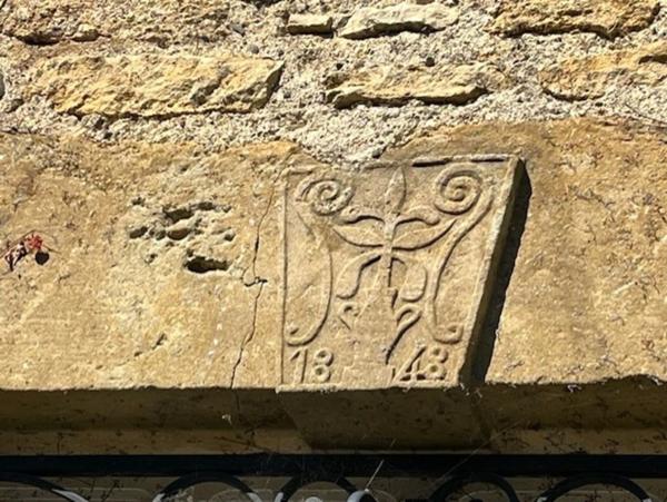 Proche PLAISANCE DU GERS (32), BELLE MAISON XIX, 200m2 dont 140 habitables, sur jardin clos de murs et de haies de 1600m2