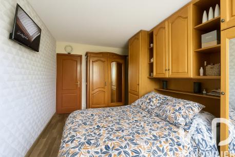 Appartement à vendre 4 pièces 77,44 m² Asnières-sur-Seine