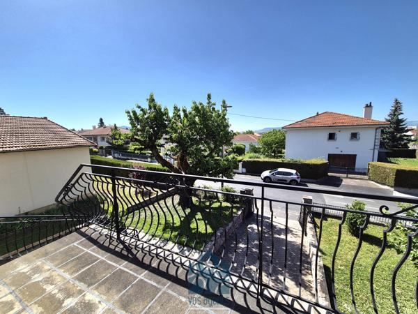 Maison 7 pièces avec balcon et garage