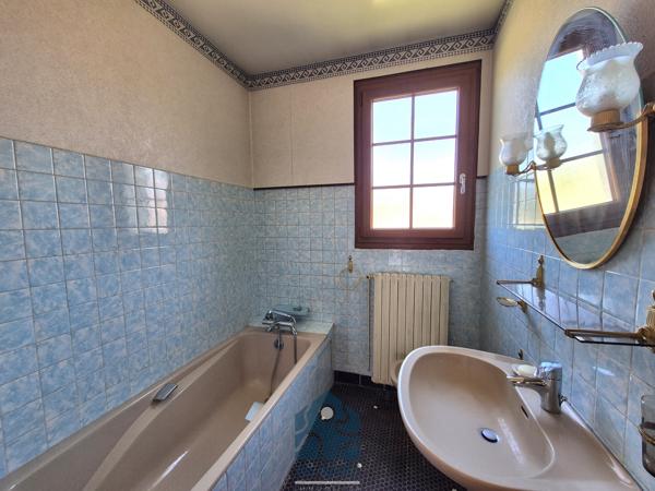 Maison 7 pièces avec balcon et garage