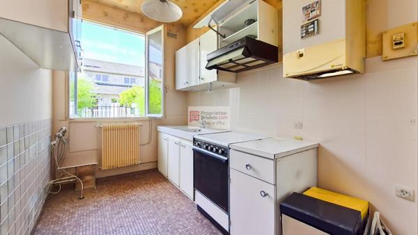 Maison  47 m2  agrandissable  3 pièces  jardin  Viroflay