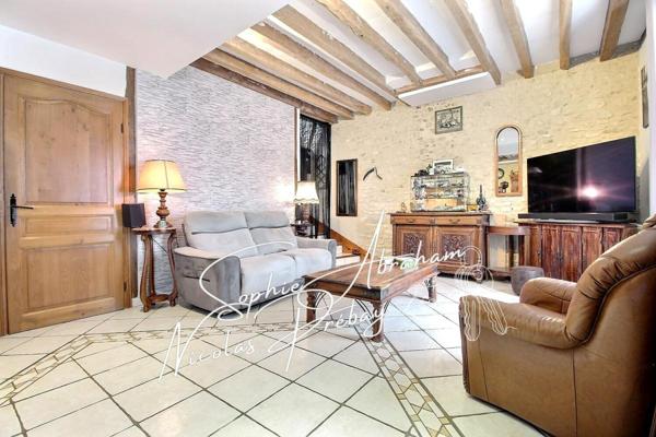 Exclusivité ! Maison en pierres sans travaux de 4 pièces, 3 chambres