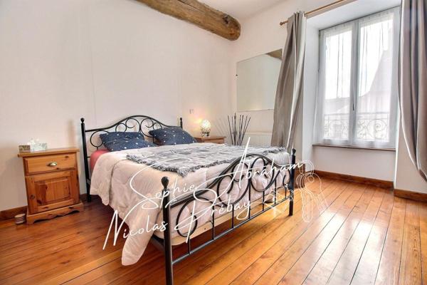 Exclusivité ! Maison en pierres sans travaux de 4 pièces, 3 chambres