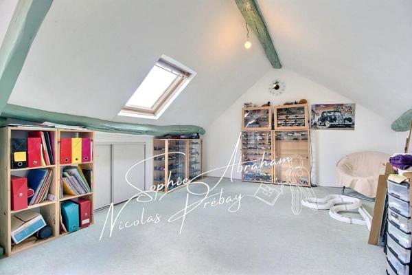 Exclusivité ! Maison en pierres sans travaux de 4 pièces, 3 chambres