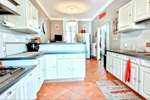 Maison  de maitre de 160 m² ,5 pièces,  rénovée