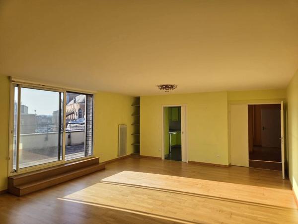 EXCLUSIVITÉ : Appartement d'Exception en Dernier Étage | Terrasse Panoramique (65 m²) | Résidence Saint-Léger, Lens