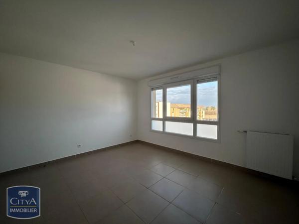 Appartement à louer 5 pièces 108.4m²