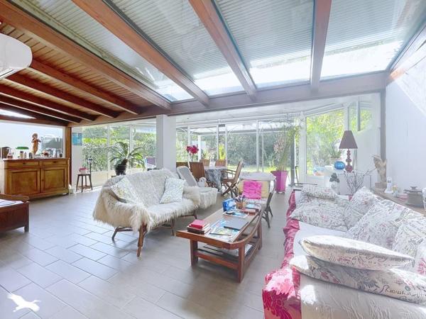 Maison 348 480 € Pessac 4 p 127 m² DPE D