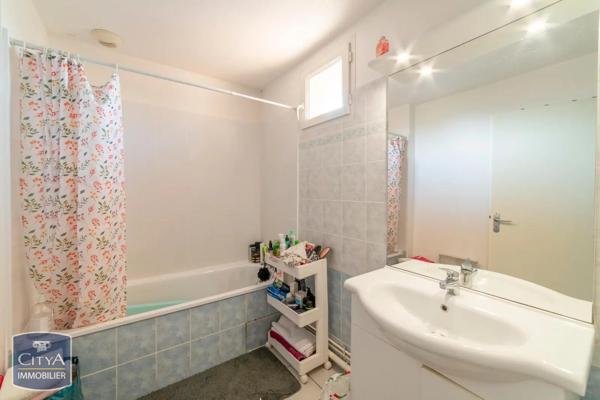 Maison à louer 4 pièces 79.78m² Mably (42300)