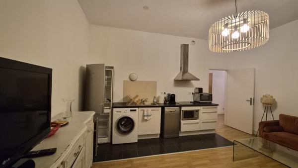 Appartement Marseille 2 pièce(s) 42.7 m2