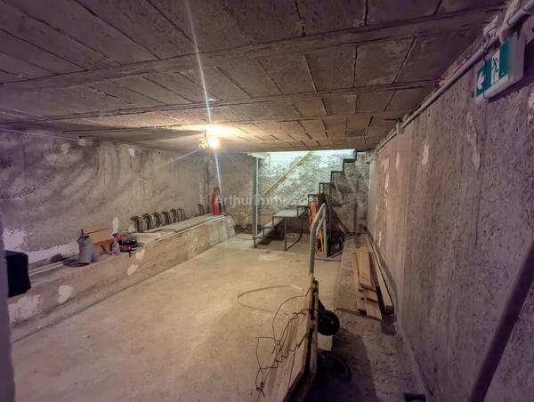 Location Local commercial 90 m2 à Ajaccio