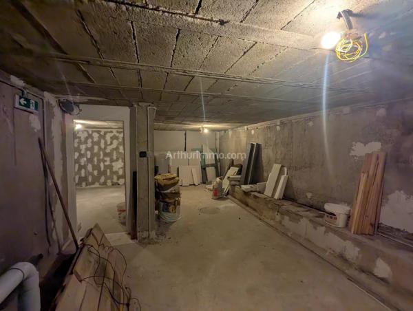 Location Local commercial 90 m2 à Ajaccio