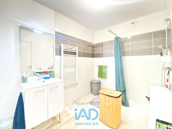 Appartement à vendre 3 pièces 74,86 m² Noyal-Châtillon-sur-Seiche