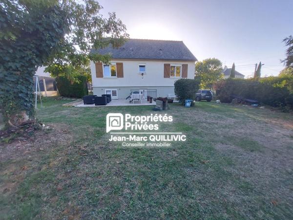 SAINT-PATERNE-RACAN - Maison indépendante rénovée de 92m² avec sous-sol, 3 chambres et terrain clos de 1 086 m²