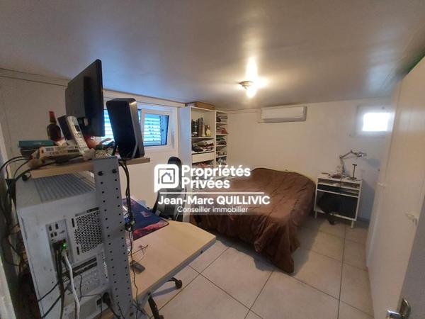 SAINT-PATERNE-RACAN - Maison indépendante rénovée de 92m² avec sous-sol, 3 chambres et terrain clos de 1 086 m²
