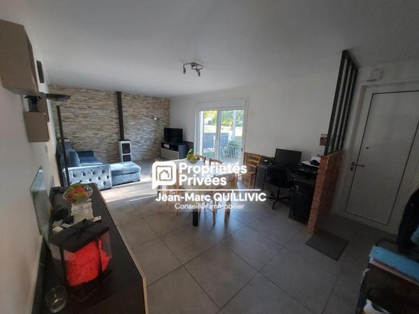 SAINT-PATERNE-RACAN - Maison indépendante rénovée de 92m² avec sous-sol, 3 chambres et terrain clos de 1 086 m²