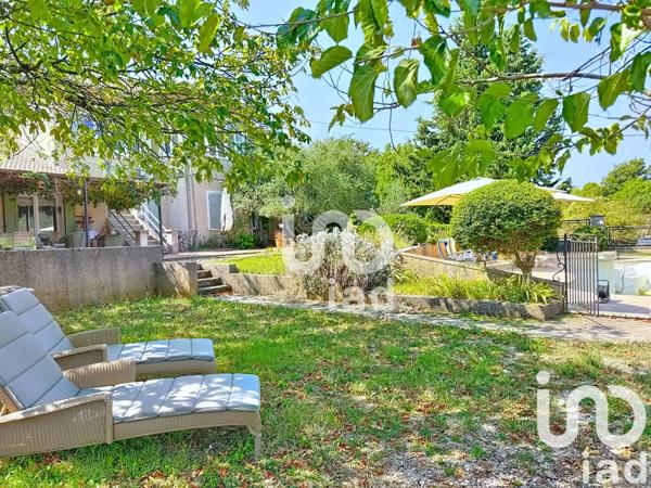 Maison à vendre 10 pièces 241 m² Allemagne-en-Provence