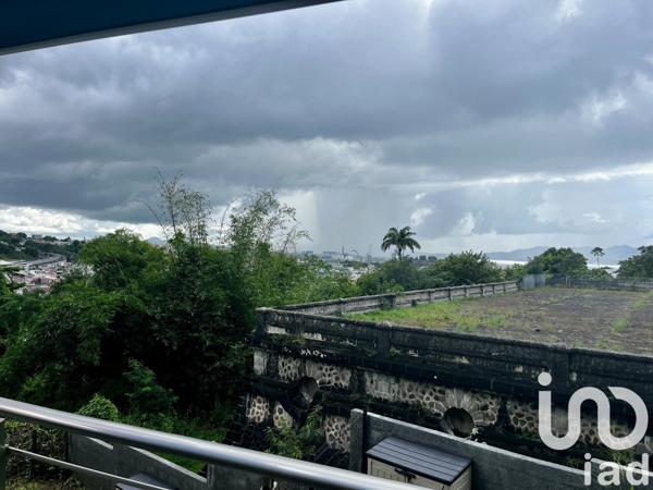 Appartement 2 pièces de 46 m² à Fort-de-France (97200)