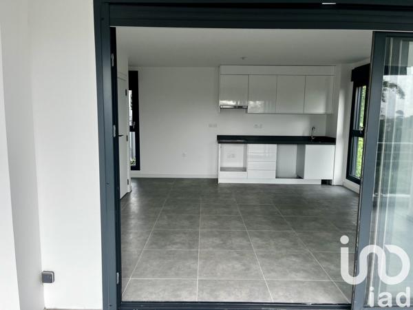 Appartement 2 pièces de 46 m² à Fort-de-France (97200)