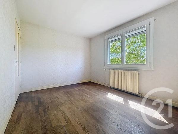 Maison à vendre  5 pièces - 90,60 m 2   LOUGRES  - 25