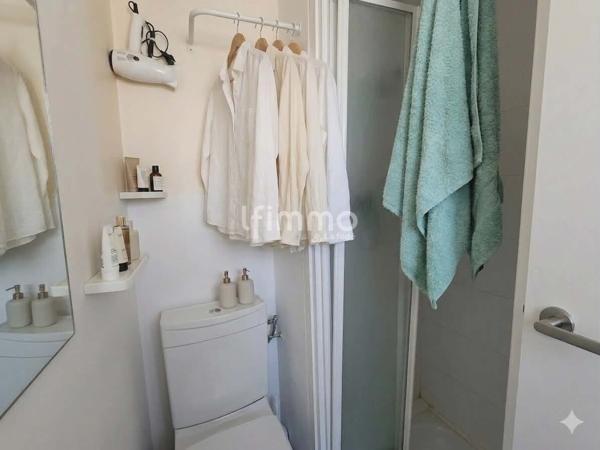 Studio au calme, en plein Paris